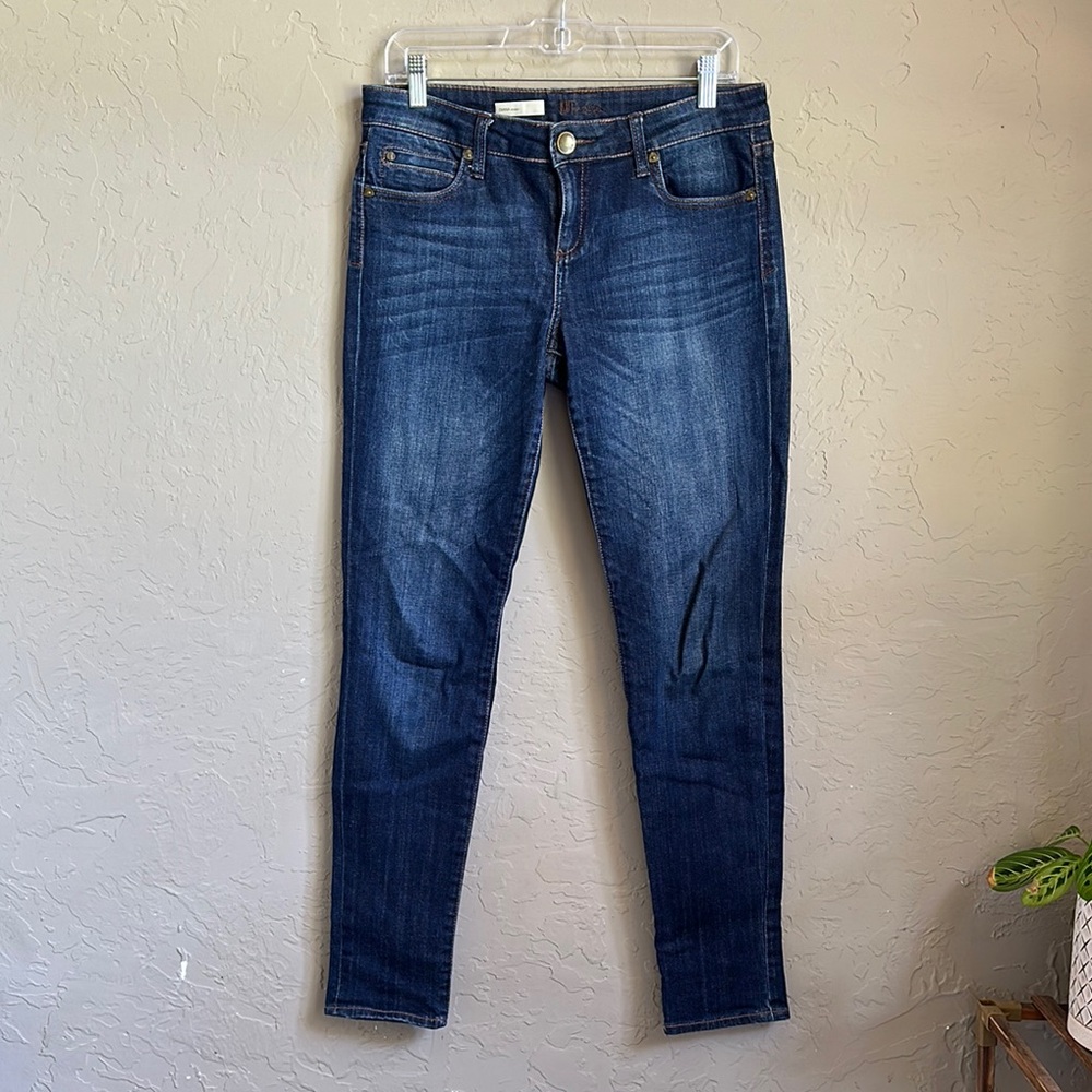 Kut from the Kloth Diana skinny‎ dark washed jean size 4